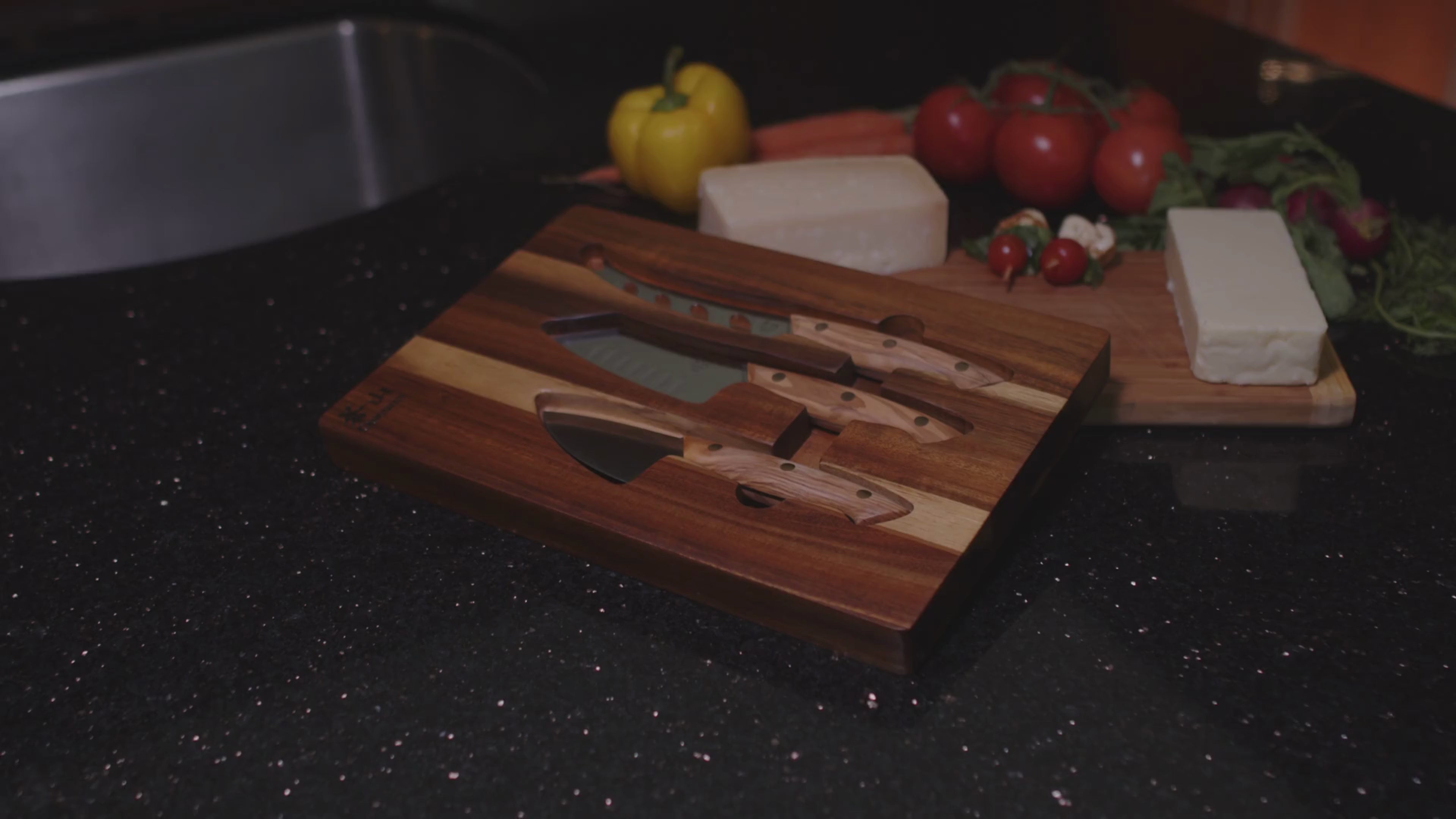 3-Piece Olive Wood Cheese Knife Set with Acacia Cheese Board, 1027327